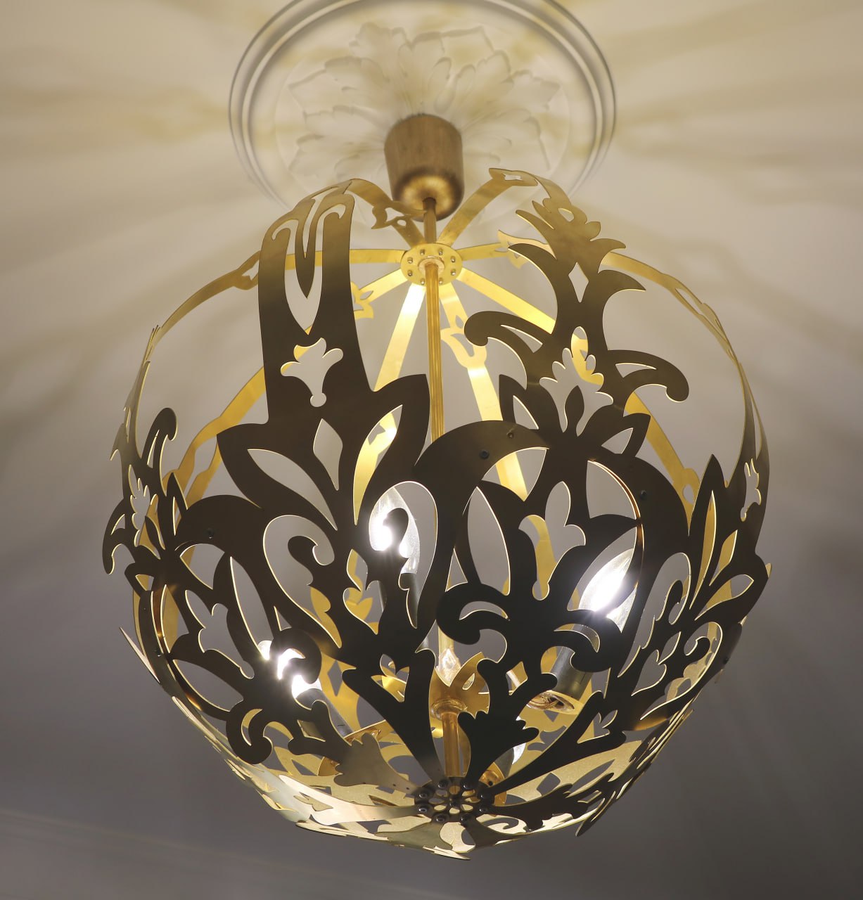 Люстра "BrassOrb"